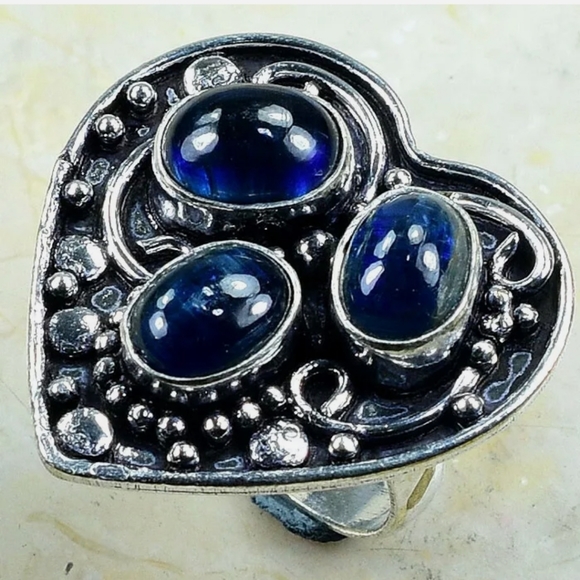 New Amazing Blue Kyanite Heart Shaped 925 Silver Ring. - Picture 15 of 16
